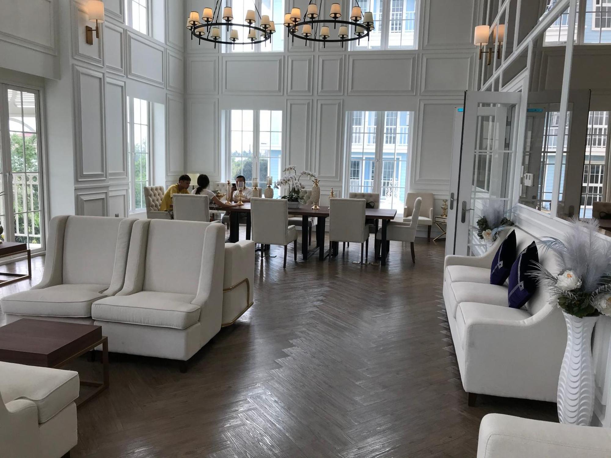 Grand Florida芭提雅带免费游泳池温泉桑拿浴和健身房瑜伽室私家海滩公寓e206 На Джомтьен Экстерьер фото