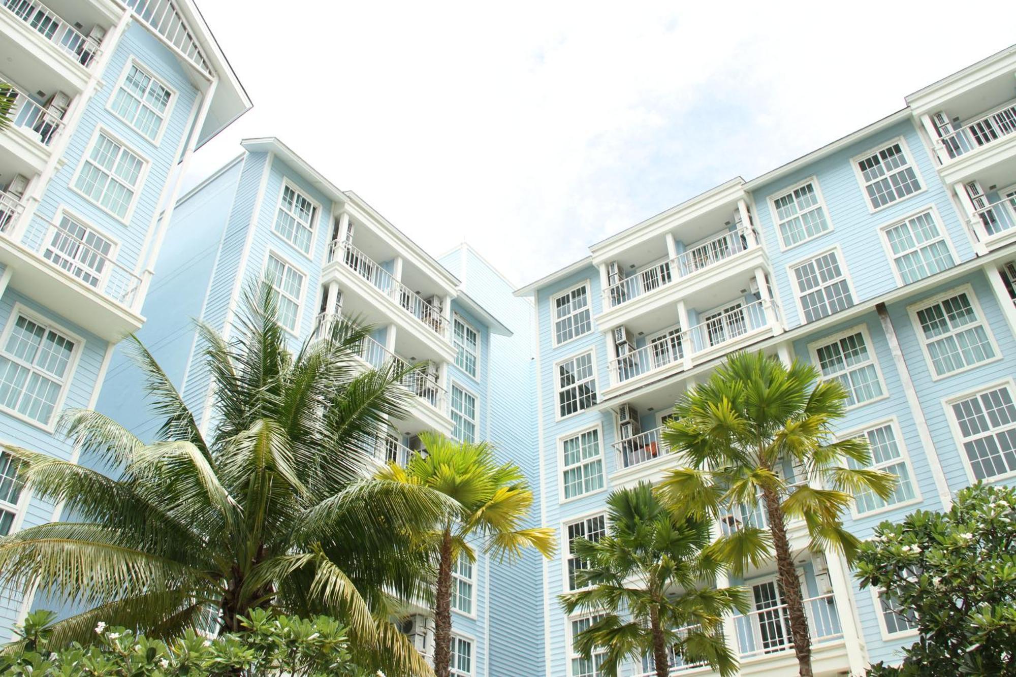 Grand Florida芭提雅带免费游泳池温泉桑拿浴和健身房瑜伽室私家海滩公寓e206 На Джомтьен Экстерьер фото