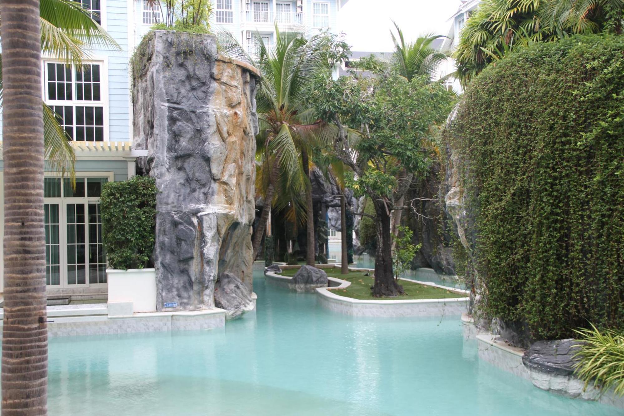 Grand Florida芭提雅带免费游泳池温泉桑拿浴和健身房瑜伽室私家海滩公寓e206 На Джомтьен Экстерьер фото
